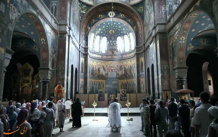 صومعه های شگفت انگیز مسیحیان در دنیا